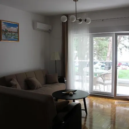 Mama Требинье